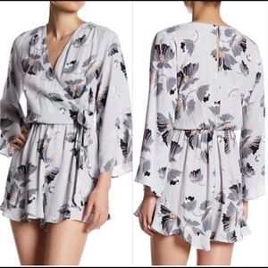 ASTR The Label Gray Floral Romper. Small. Worn 2x